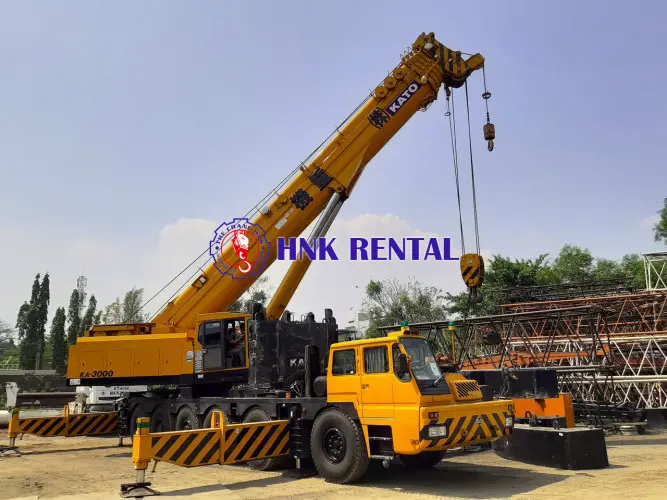 Sewa Telescopic Truck Crane  bandara adi soemarmo solo